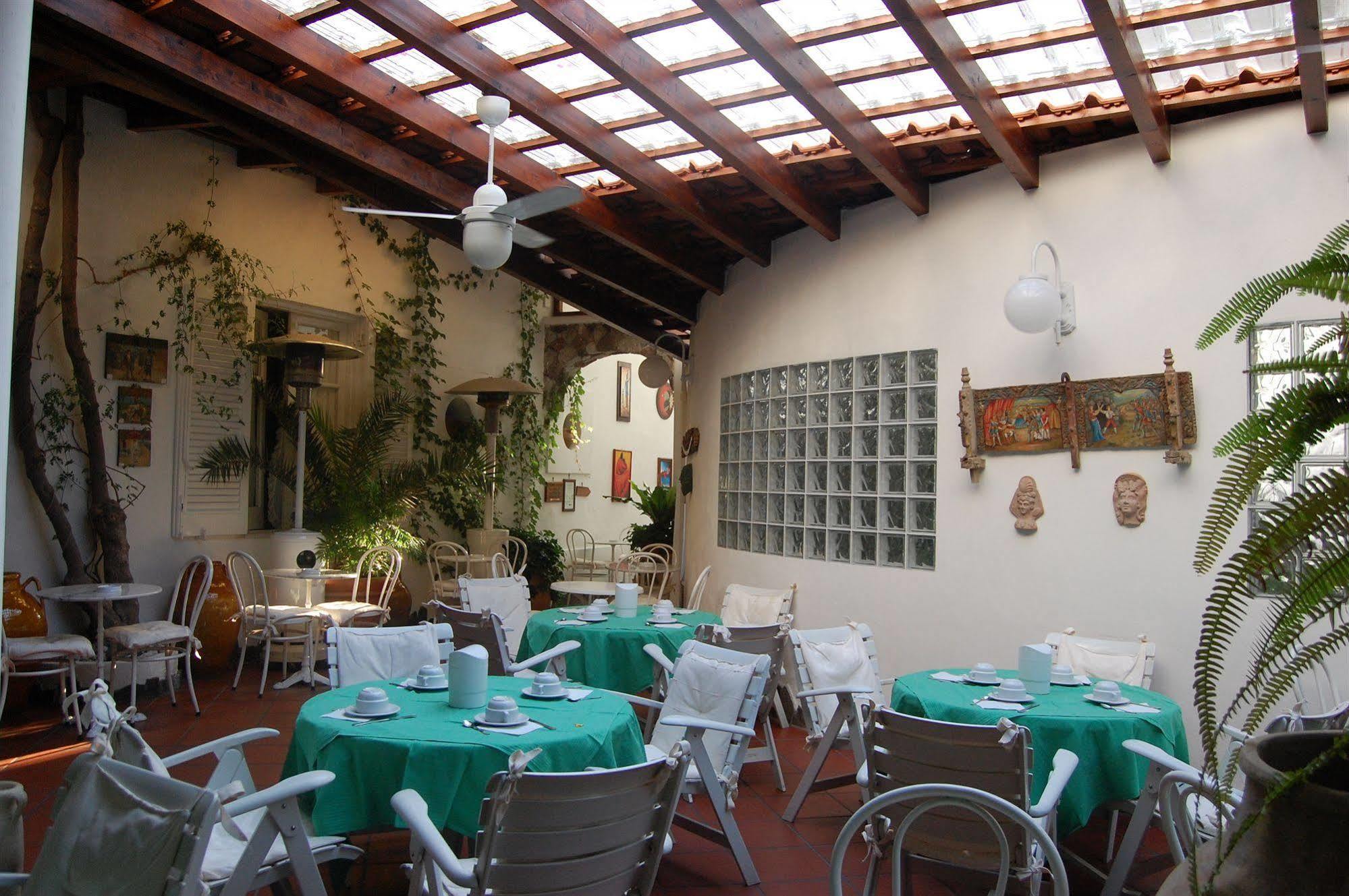 Hotel Augustus